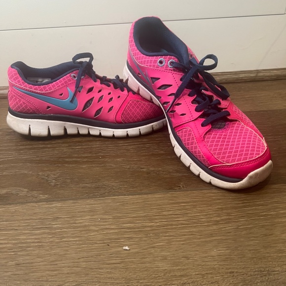 Nike Shoes - Nike Flex 2013  Womens Sz 8.5 580-440-601 Pink/Blue